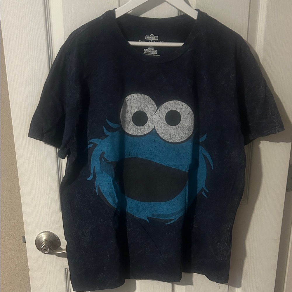 Men’s Cookie Monster Sesame Street Graphic Large Tee - Blue